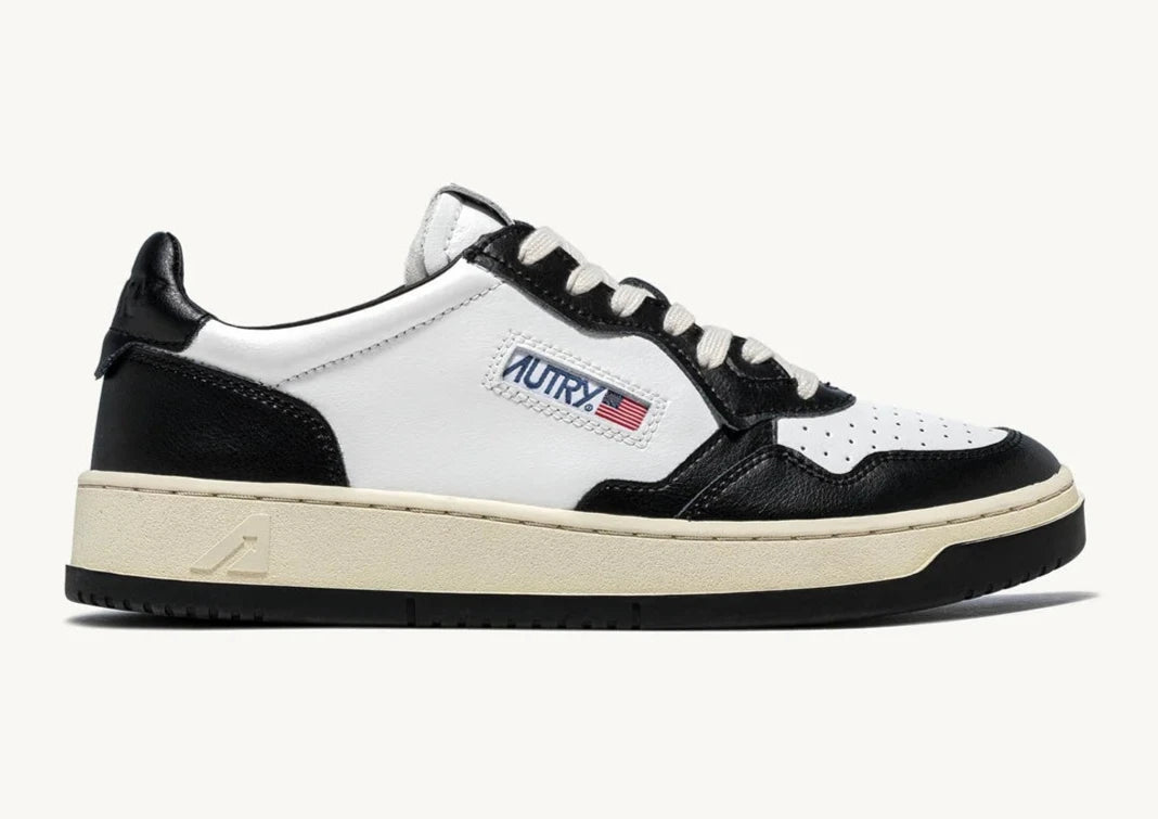 Autry Medalist Leather Low Black White