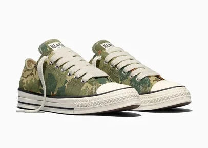 Converse Chuck Taylor All Star Throwback Low Archive Leaf Camo A22299C en toile Blonde Espresso et Olive Android avec motif feuilles camouflage.