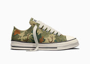 Converse Chuck Taylor All Star Throwback Low Archive Leaf Camo A22299C en toile Blonde Espresso et Olive Android avec motif feuilles camouflage.