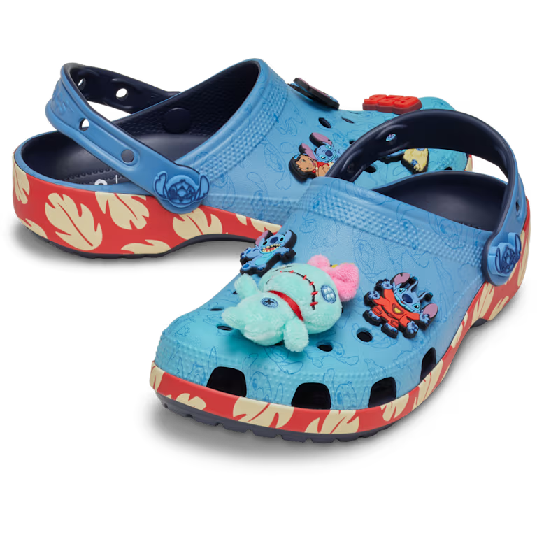 Crocs Classic Clog Disney Lilo & Stitch inspirées de Stitch, avec design exclusif, bride pivotante et semelle légère en résine Croslite™.