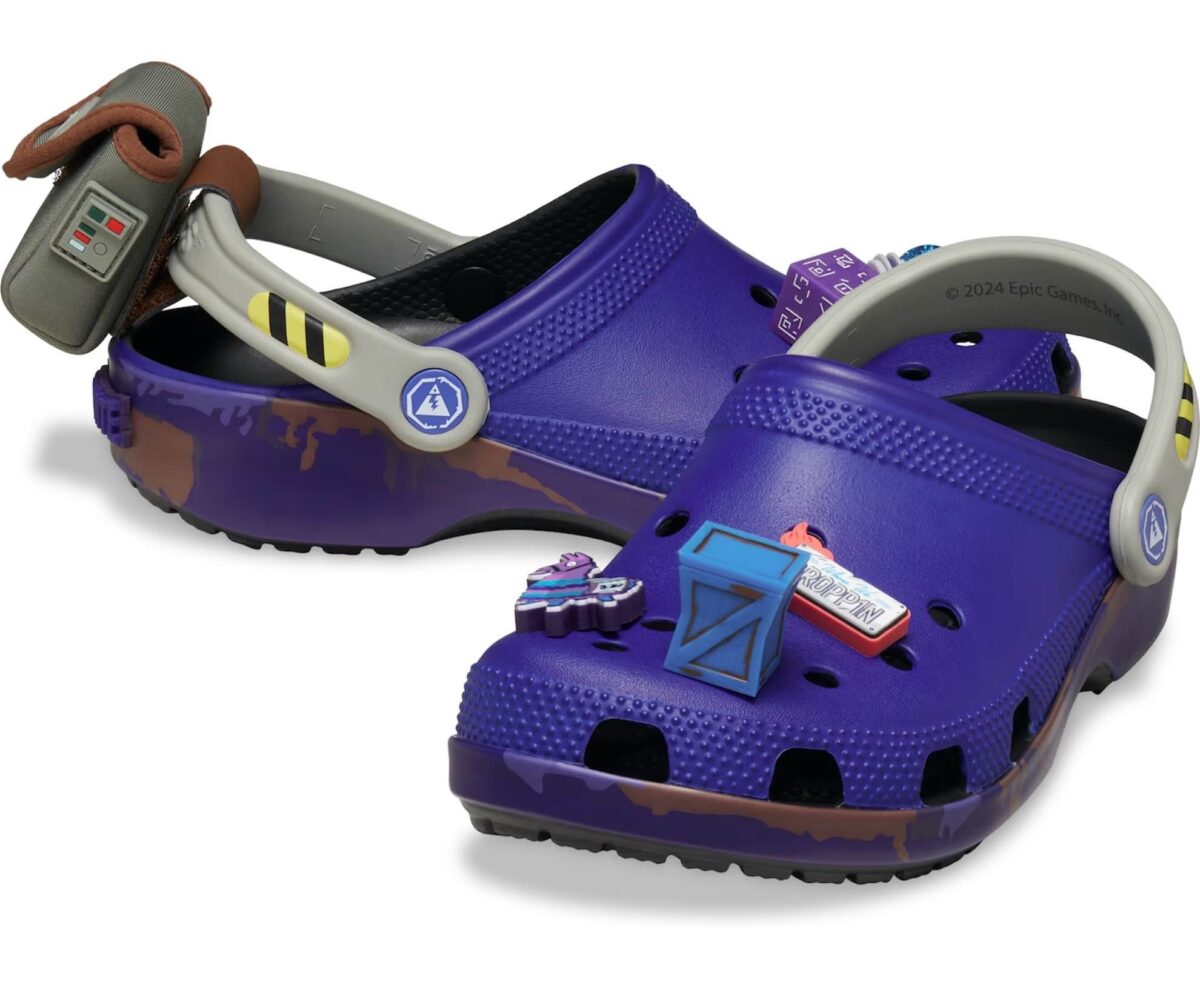 Crocs Classic Clog Fortnite Battle Bus inspirées du célèbre Battle Bus de Fortnite, avec design exclusif, bride pivotante et semelle légère en résine Croslite™.