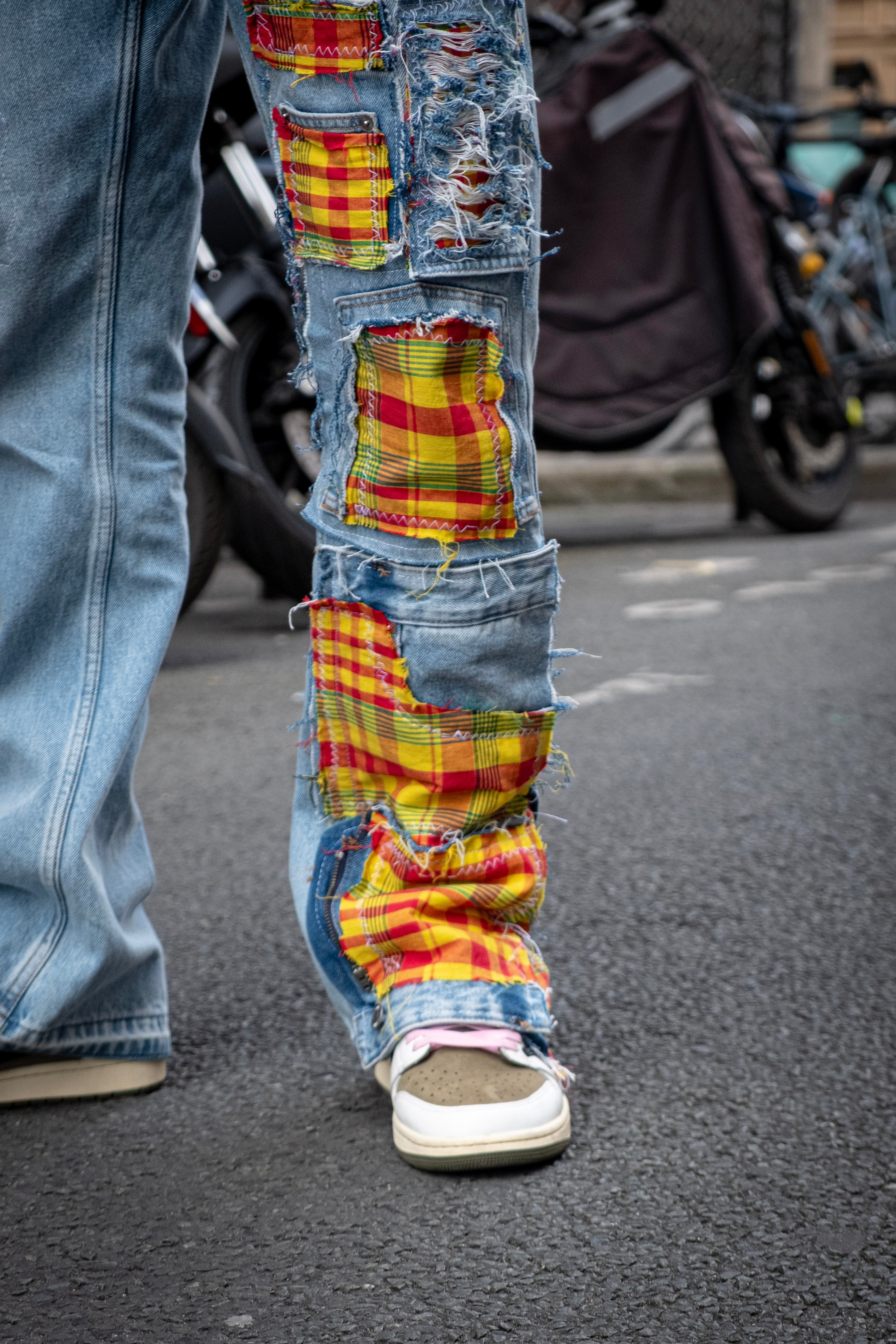 THOMAS DETHELOT | Denim One Leg MOUN