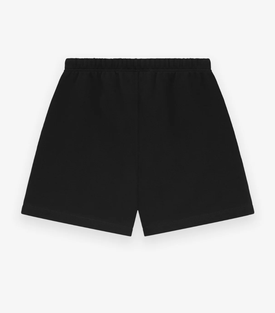 Fear of God Essentials NBA Classic Basketball Short Black, short de basketball noir issu de la collaboration Fear of God Essentials x NBA avec coupe ample et finitions premium.