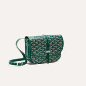 Goyard Belvedere PM Green, sac bandoulière vert en toile Goyardine avec rabat en cuir, motif chevrons et détails métalliques palladium.