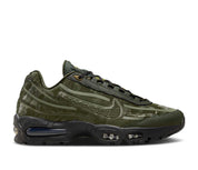 Sneakers Nike Air Max 95 SP Worksout Olive Black en textiles techniques kaki et noirs avec unités Air visibles et design ondulé iconique.Vue de coté 