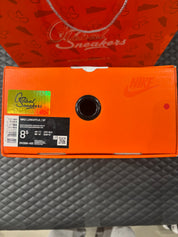 Nike LD Waffle SF Sacai Fragment d’occasion, coloris bleu, matériaux mesh, suede et cuir superposé, sneaker en bon état général.