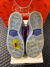 Nike SB Dunk Low Run The Jewels d’occasion en état 8,5/10, suede texturé, coloris signature vibrant, sneaker avec boîte.