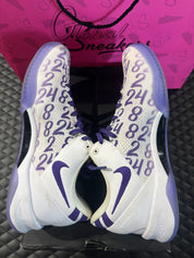 Nike Kobe 8 Protro violette d’occasion en état 9/10, mesh technique léger, coloris violet profond, sneaker avec boîte.

