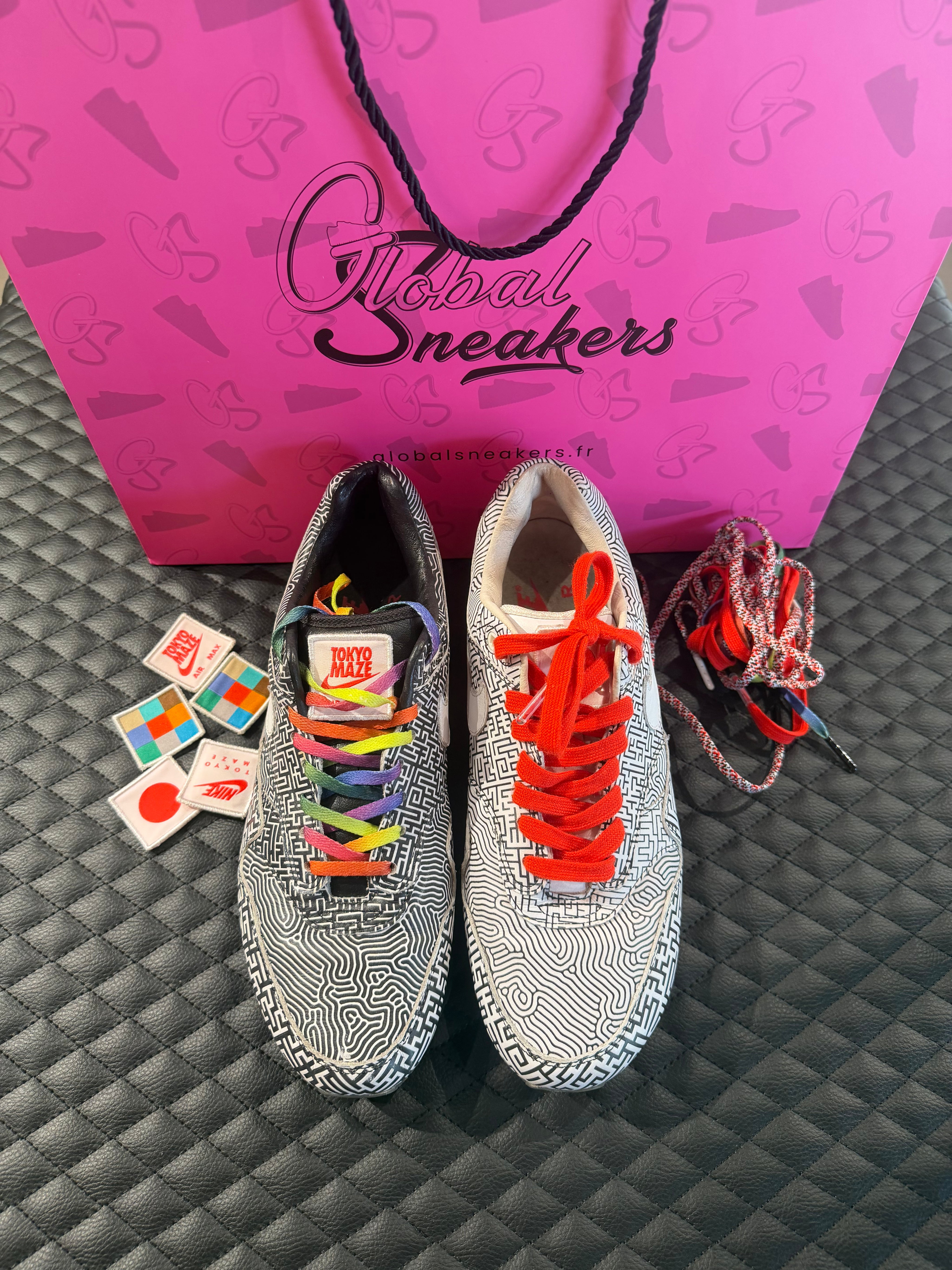 Sneakers Nike Air Max 1 Tokyo Maze d’occasion en mesh respirant et cuir premium avec amorti Air Max visible.