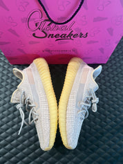 Sneakers Yeezy Boost 350 V2 Synth d’occasion en Primeknit avec amorti Boost™ premium et semelle caoutchouc.