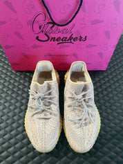 Sneakers Yeezy Boost 350 V2 Synth d’occasion en Primeknit avec amorti Boost™ premium et semelle caoutchouc.