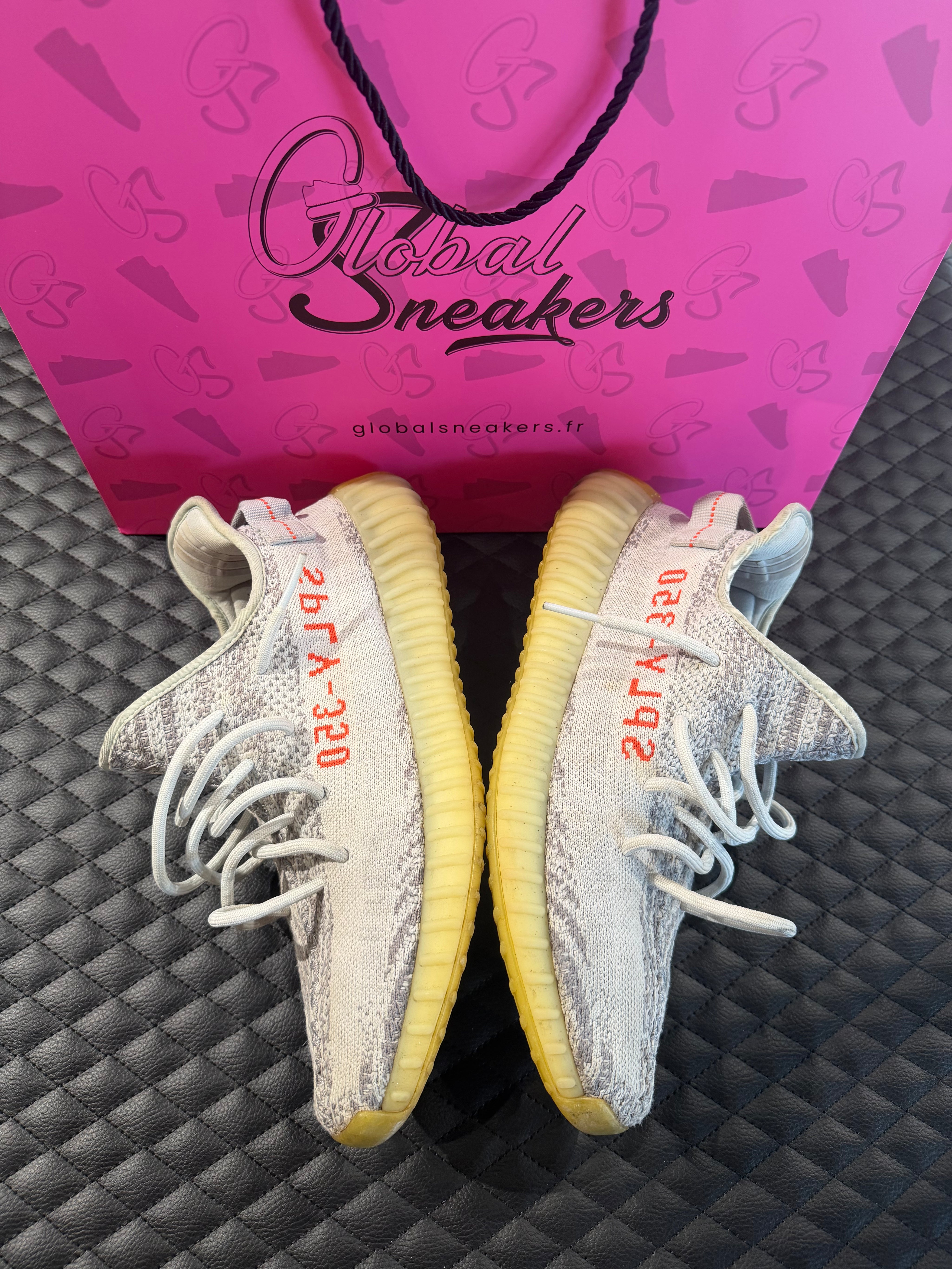 Sneakers Yeezy Boost 350 V2 Blue Tint d’occasion en Primeknit avec amorti Boost™ premium et semelle caoutchouc.