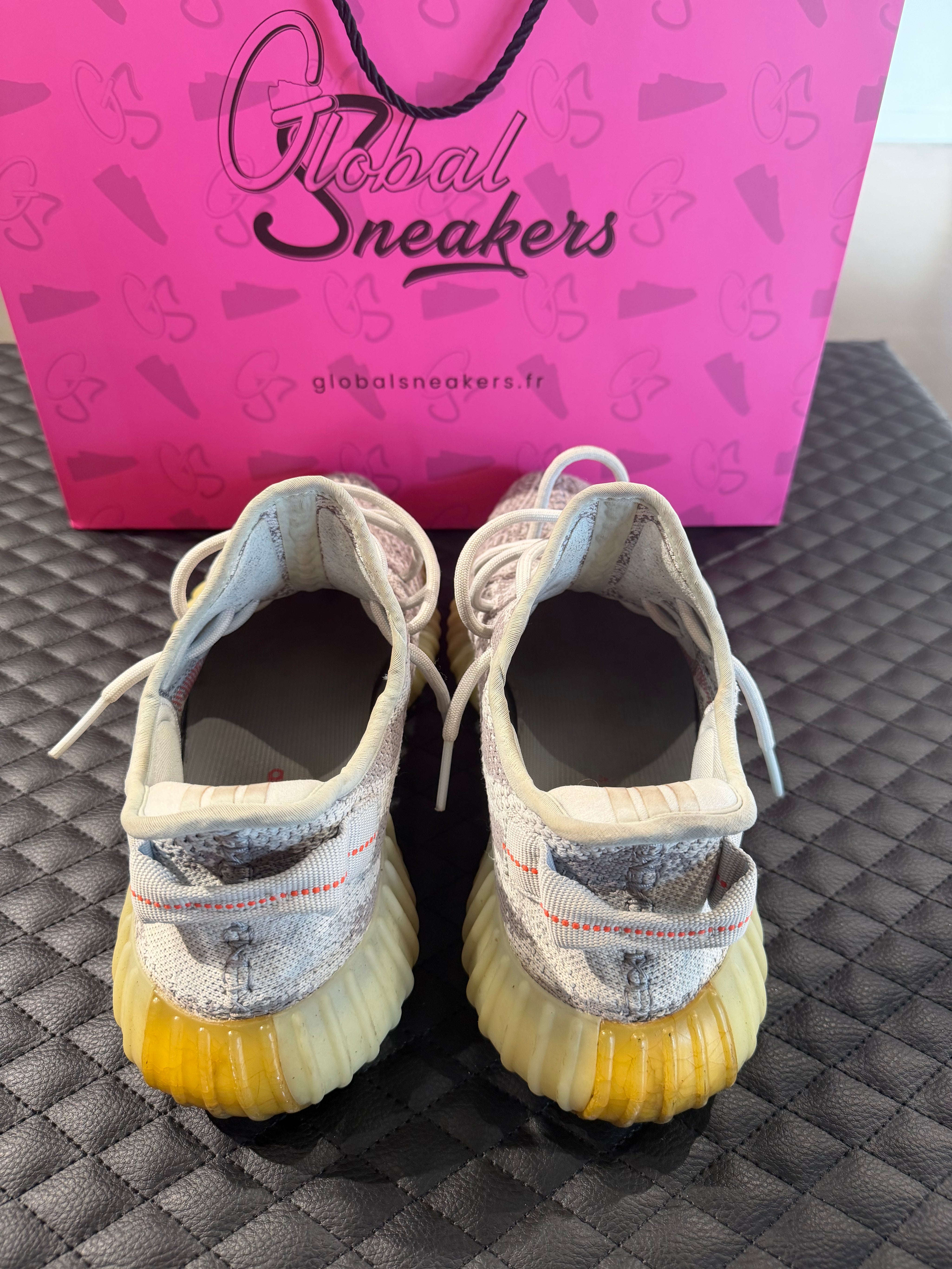 Sneakers Yeezy Boost 350 V2 Blue Tint d’occasion en Primeknit avec amorti Boost™ premium et semelle caoutchouc.