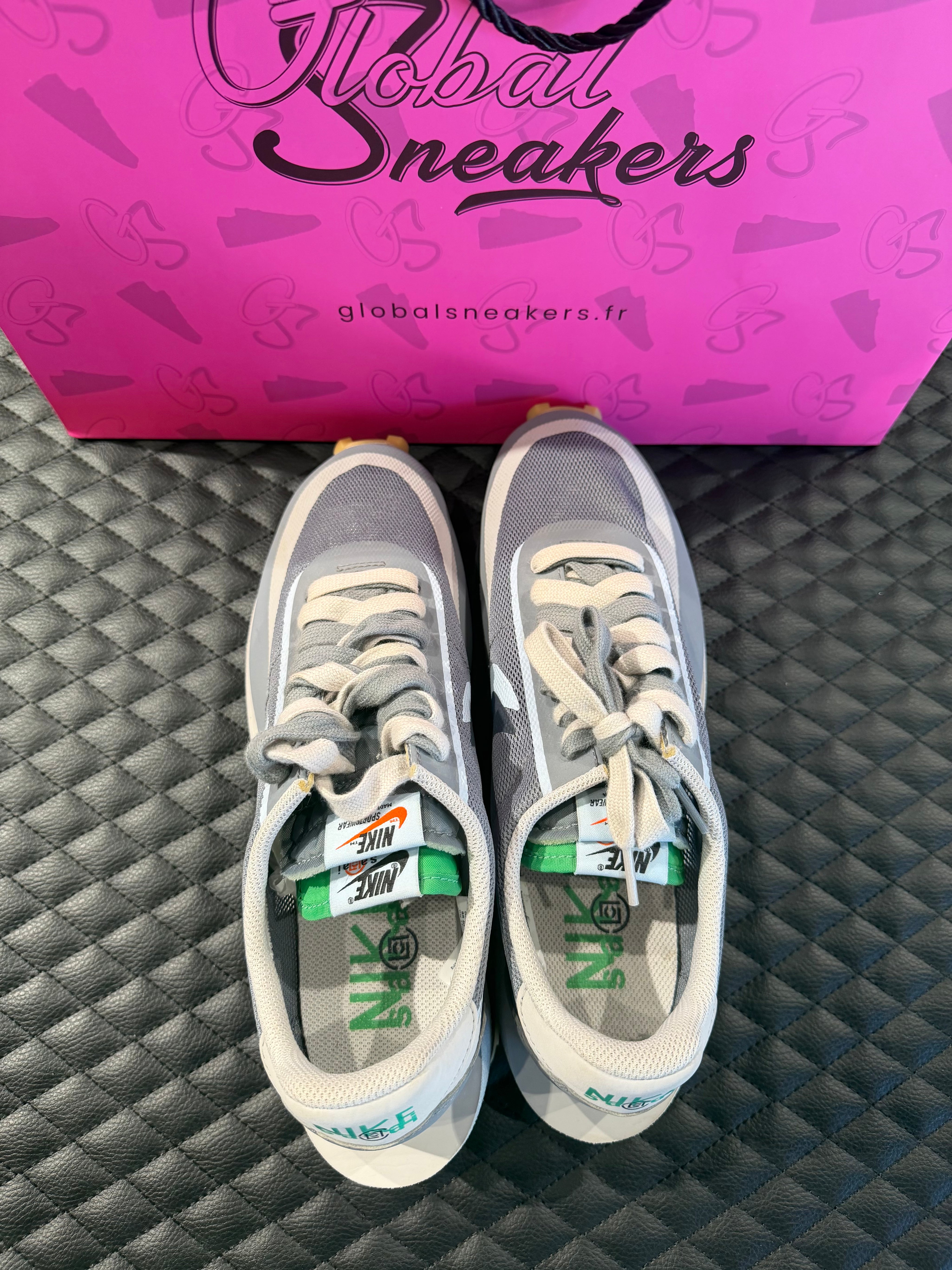 Sneakers Nike LD Waffle Sacai CLOT Kiss of Death 2 Cool Grey avec tige translucide grise, double Swoosh et semelle hybride empilée, condition 9,5 sur 10.