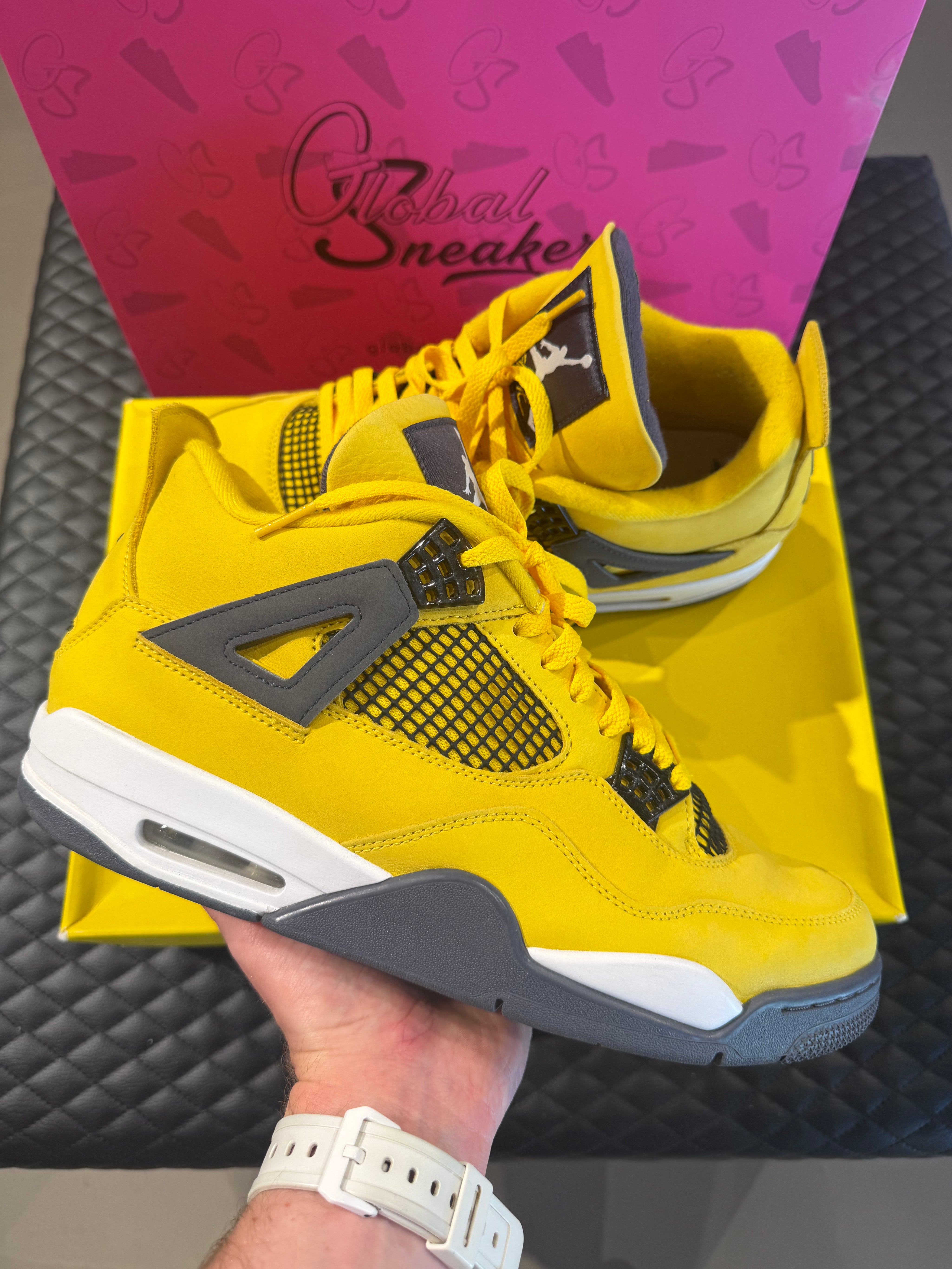 Jordan 4 Retro Lightning OCCASION 45,5