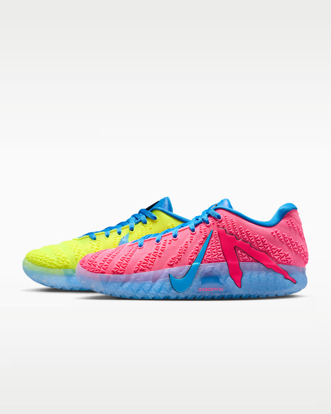 Sneaker Nike Ja 3 Kool-Aid rouge en mesh technique avec amorti Zoom Air et détails graphiques inspirés de la marque Kool-Aid.