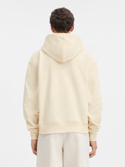 Jacquemus Le Sweatshirt Brodé Embroidered Logo Regular Fit Hoodie Dark Beige, hoodie Jacquemus beige foncé à coupe Regular Fit avec logo brodé et capuche.