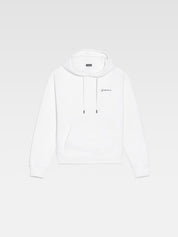 Jacquemus Le Sweatshirt Brodé Embroidered Logo Regular Fit Hoodie White/Black, hoodie Jacquemus blanc à coupe Regular Fit avec logo noir brodé et capuche.