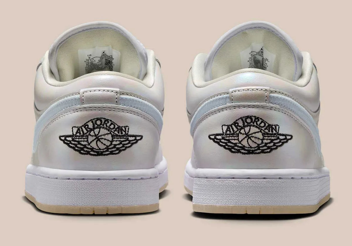 Jordan 1 Low SE Year of the Snake (2025) beige bleu crème serpent nouvelle an