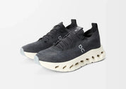 Sneakers On Running Cloudtilt LOEWE femme en Denim Grey avec tige technique respirante et amorti CloudTec® premium.