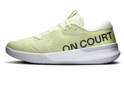 On The Roger Pro 3 Linen Lime beige et verte en mesh technique avec semelle CloudTec et design performance tennis. vue de profil intérieur