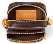 Louis Vuitton Amazone Monogram zip or cuir 