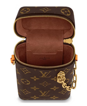 Louis Vuitton Cabine téléphonique Monogram Legacy Marron chaine or marron lv logo icône