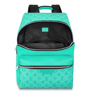 Louis Vuitton Discovery Backpack Miami Green en toile Monogram et cuir Taïga vert Miami avec finitions métalliques palladium.