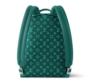 Louis_Vuitton_Discovery_Backpack_PM_Green blanc vert bleu écriture texte logo icône zip argent sac à dos 