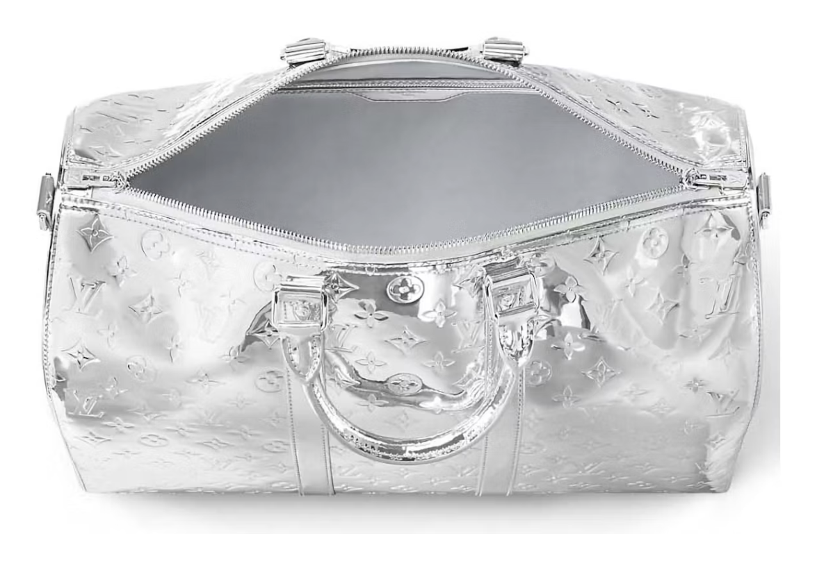 Louis Vuitton Keepall Bandouliere , couleur argenté , vue de l'intérieur