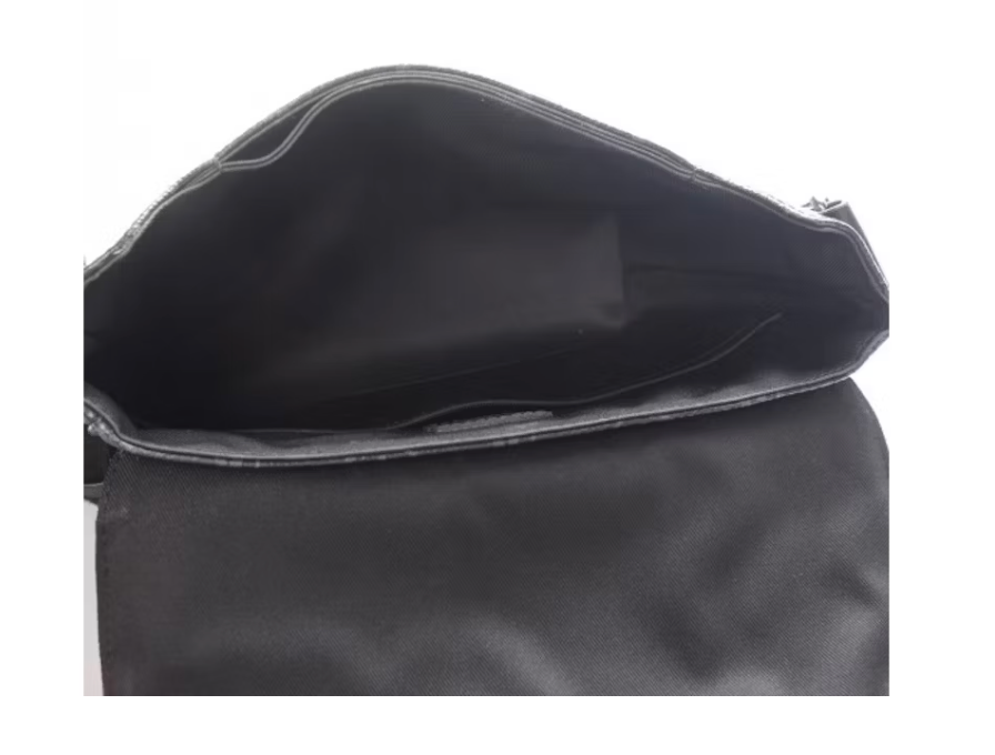 Louis Vuitton Messenger District Monogram Eclipse PM Noir Black intérieur noir cuir sacoche