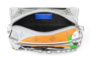 Louis Vuitton Mini Soft Trunk White Multicolor en toile Monogram blanche et multicolore, cuir de vache et finitions métalliques palladium.
