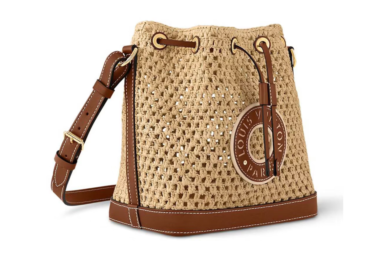 Sac seau Louis Vuitton Noé en cuir monogram – classique iconique de luxe, vue de coté