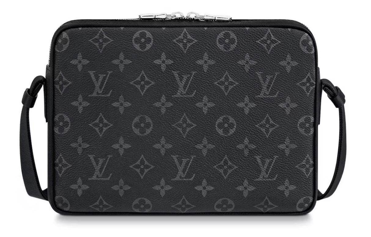 Louis Vuitton Outdoor Messenger Monogram Eclipse Taiga Black arrière lv logo noir argent zip icône