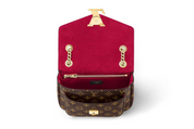 Sac à main Louis Vuitton Passy en cuir monogram pour femme – luxe et élégance, vue d'intérieur