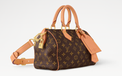 Louis Vuitton Speedy P9 Bandoulière 25 Monogram Leather Brown Monogram, sac Louis Vuitton en cuir Monogram marron embossé avec poignées Toron et bandoulière ajustable.