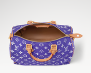 Louis Vuitton Speedy P9 Bandoulière 40 Améthyste, sac de luxe Louis Vuitton violet avec grand format, bandoulière amovible et finitions haut de gamme.