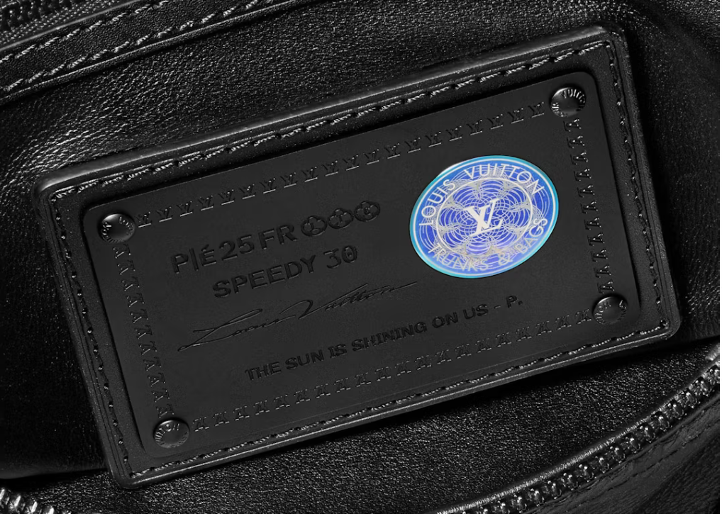 Louis Vuitton Speedy P9 Bandouliere 30 Ultra Black intérieur étiquette logo 