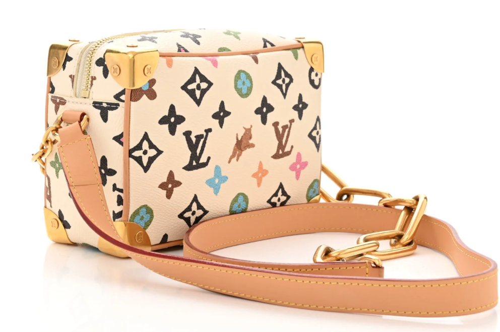 Louis Vuitton by Tyler, the Creator Mini Soft Trunk Vanilla Craggy Monogram en toile enduite crème à motif Craggy Monogram et détails dorés.