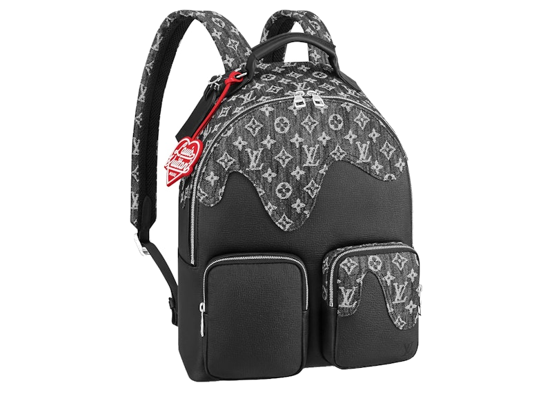 Louis Vuitton x Nigo Backpack Multipocket Monogram Black, sac à dos Louis Vuitton noir avec motif Monogram, plusieurs poches extérieures et bretelles ajustables.