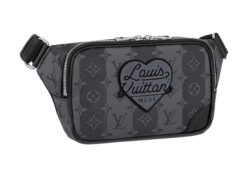 Louis Vuitton x Nigo Modular Sling Bag Monogram Stripes Eclipse, sac bandoulière Louis Vuitton noir et gris en Monogram Eclipse avec détails Stripes signé Nigo.