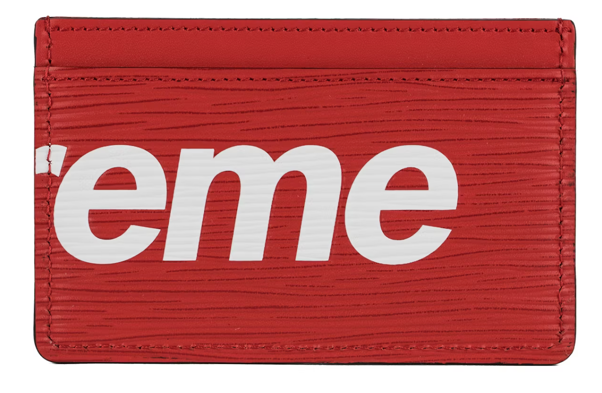 Louis Vuitton x Supreme Porte Carte Simple Epi Red écriture blanc lv logo texte 