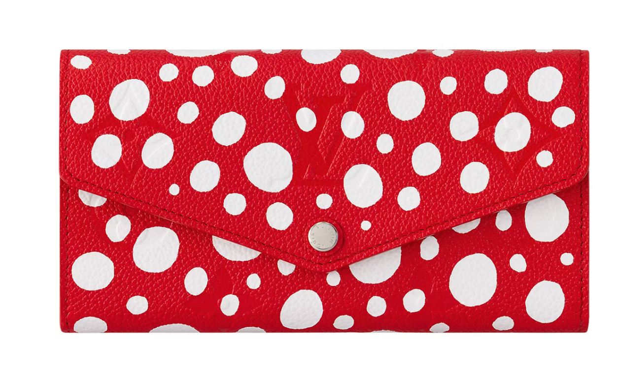 Louis Vuitton x Yayoi Kusama Sarah Wallet tache blanche rouge logo 