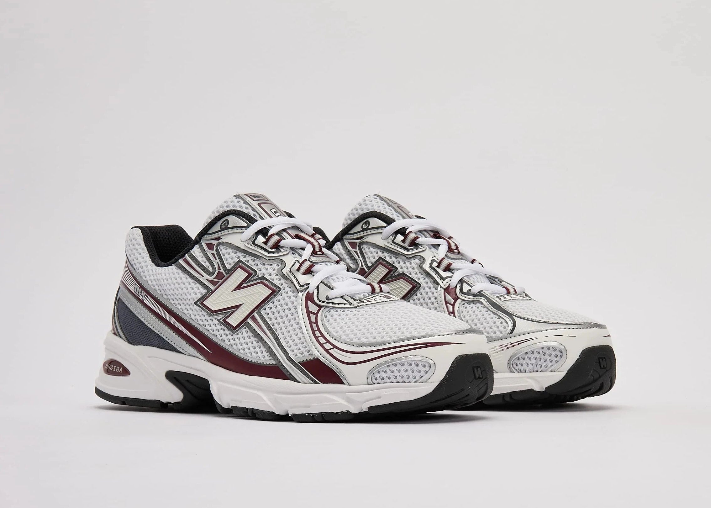 New balance 740 Rouge et Blanche 