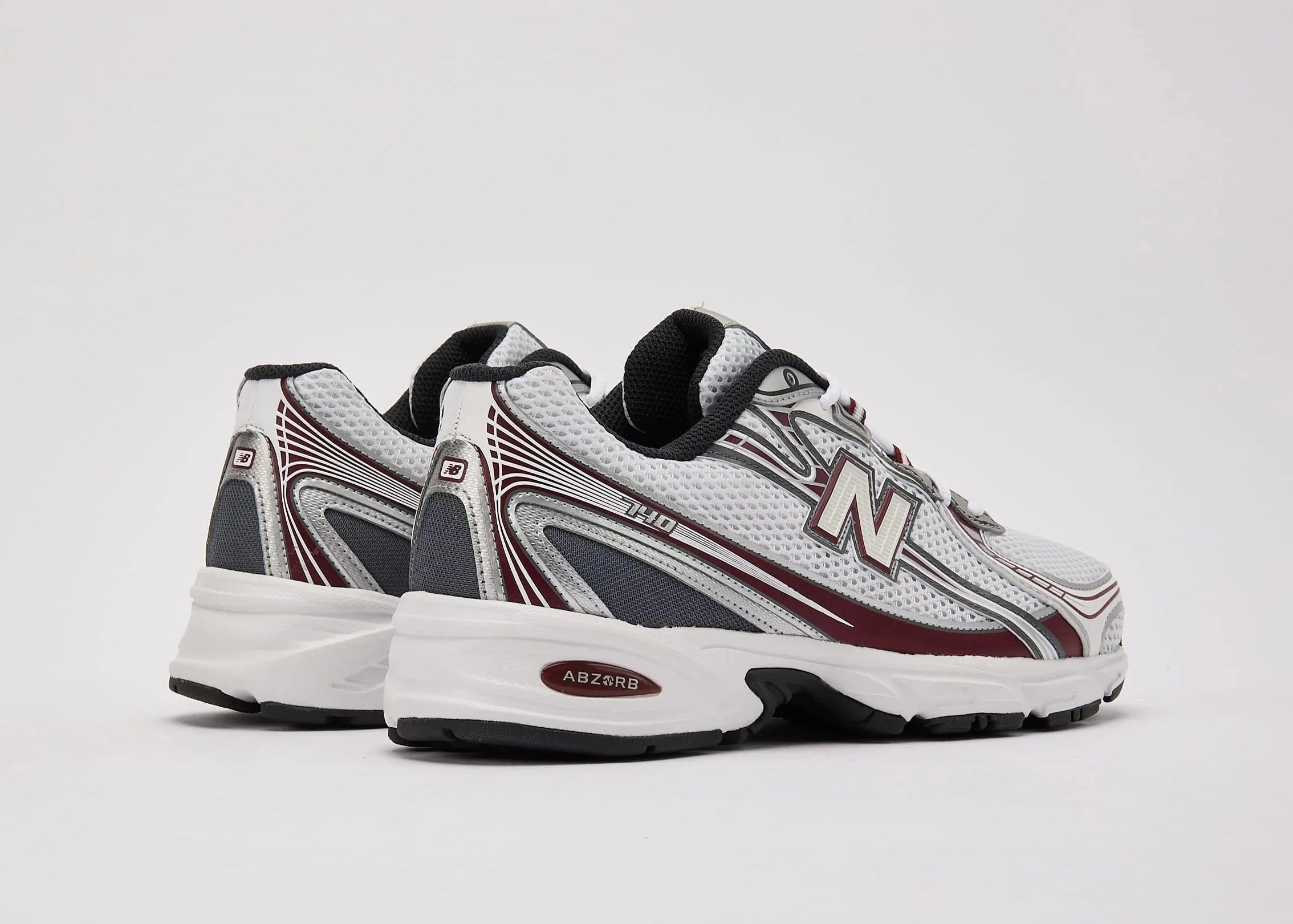 New balance 740 Rouge et Blanche 