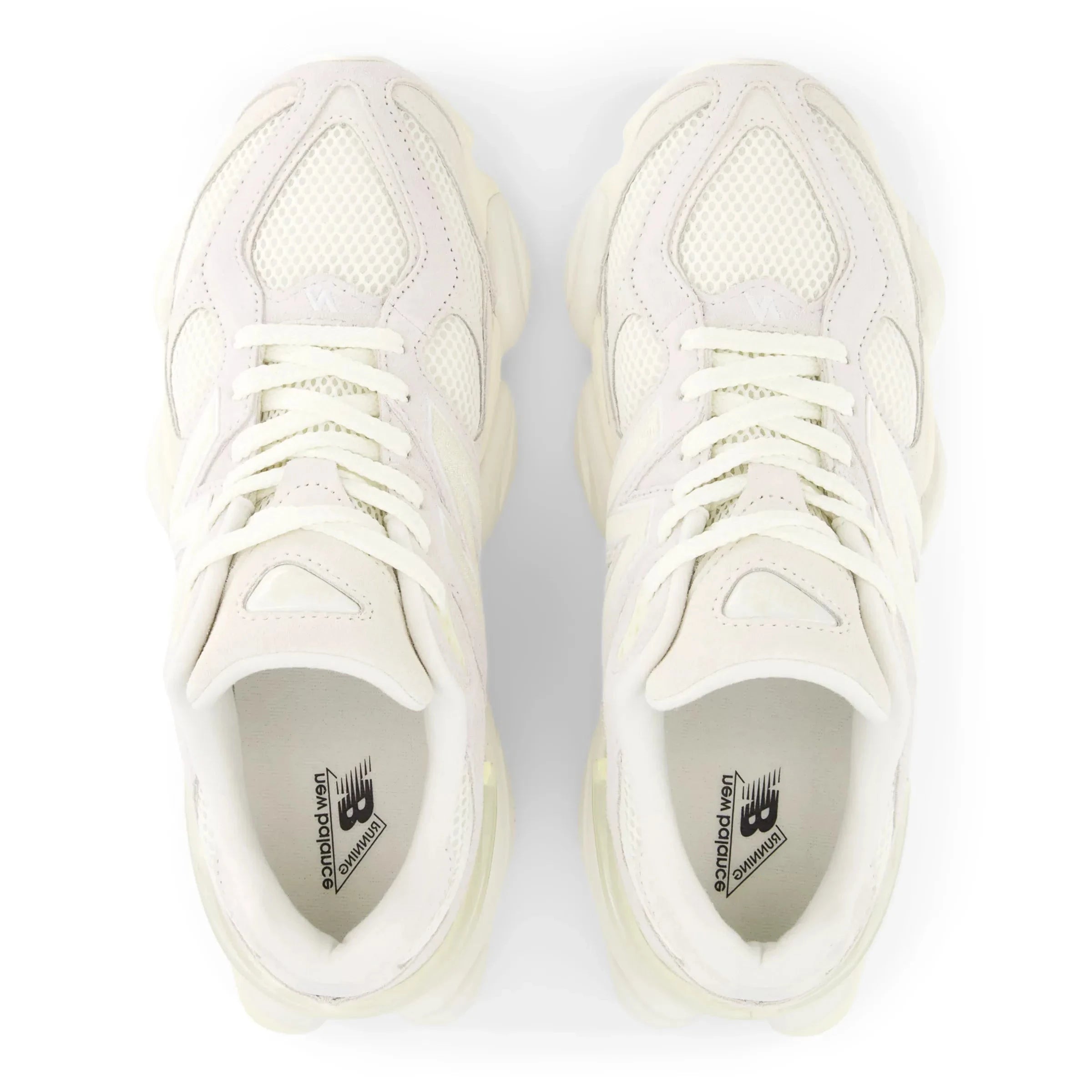 Sneaker New Balance 9060 Angora Sea Salt en mesh et suède crème avec semelle sculptée ABZORB et design lifestyle moderne.