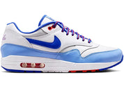 Nike Air Max 1 Atlanta Braves City Connect 2026 en mesh navy et rouge avec semelle Air visible et détails baseball exclusifs. vue de profil