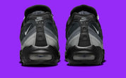 Nike Air Max 95 Grey Gradient noire et grise avec panneaux en dégradé Anthracite, Light Smoke Grey et Pure Platinum et unités Air Max visibles.
