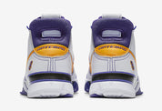 Sneakers Nike Kobe 1 Protro Think 16 Close Out en mesh respirant avec amorti Air Zoom+ premium et design performance.Vue arrière 