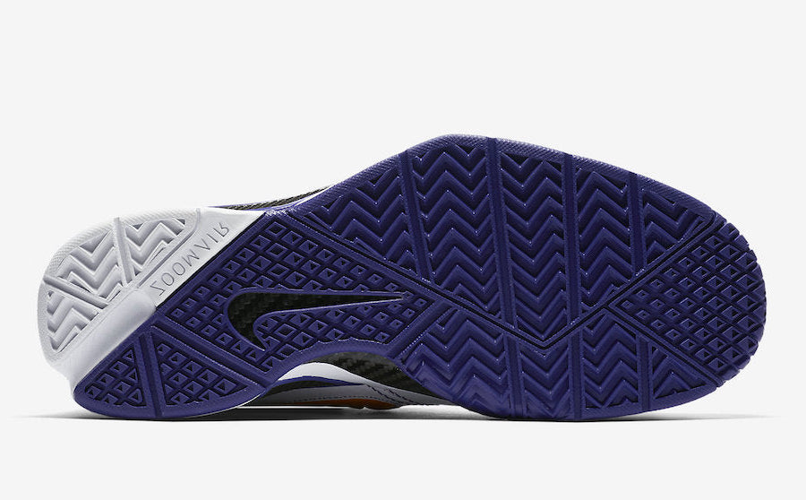 Sneakers Nike Kobe 1 Protro Think 16 Close Out en mesh respirant avec amorti Air Zoom+ premium et design performance.Vue de la semelle 